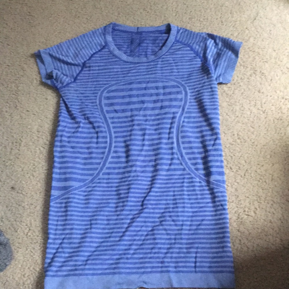 Lulu tee shirt